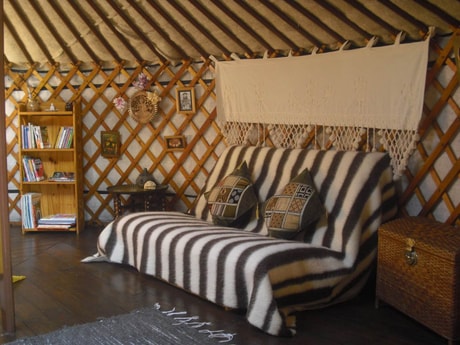 Eastern yurt sofa-bed