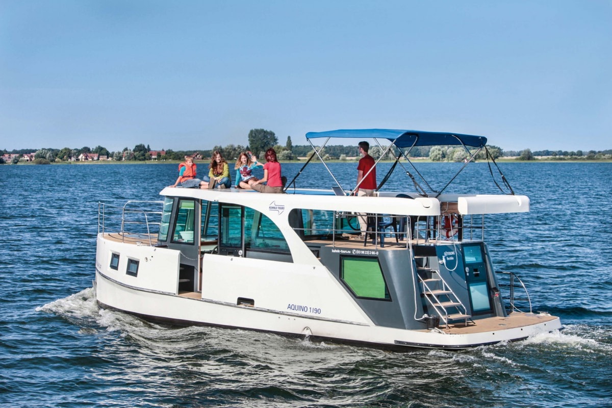 Mieten Sie eine Hausboot in Müritz Luxury German houseboat