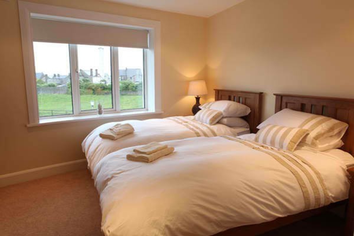 Lighthouse Enniscrone Luxurious Lighthouse Apartment