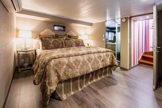 The Grand Victoria luxury ensuite cabin